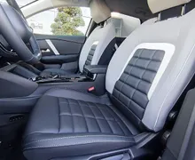 Zunanja slika - Citroën C4 X - Max Hibrid 145 S S avtomatik - 5 - Predogledna slika
