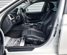 Zunanja slika - BMW Serija 3 - : 318d-PERLA BELA-SPORT PAKET-NAVI+19COL - 7 - Predogledna slika
