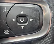 Zunanja slika - Volvo XC40 - T3 Black edition|FULED|ALU18|alcantara|navi|AC|HarmanCardon - 15 - Predogledna slika