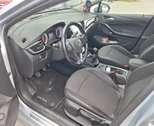 Notranja slika - Opel Astra - 1,4 Turbo Innovation - 9 - Predogledna slika