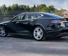 Zunanja slika - Tesla Model S - 70D - 7 - Predogledna slika