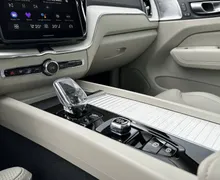 Notranja slika - Volvo XC60 - T8 AWD Recharge Twin Engine Ultra Dark Avt... - 20 - Predogledna slika
