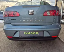 Zunanja slika - Seat Cordoba - 1.4 16V°1.LASTNIK°SLO°KLIMA°SERVO°RADIO CD°ABS° - 7 - Predogledna slika