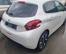 Zunanja slika - Peugeot 208 - 1.2 PureTech 83 S S Allure  67674KM.SERVISNA - 6 - Predogledna slika