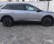 Zunanja slika - Peugeot 5008 - GT 1.2 HIBRID 145 E-DCT  + BON ZA ZIMSKE GUME 500€ - 3 - Predogledna slika