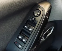 Zunanja slika - Citroën C4 - PURETECH 13 EAT8 SHINE PACK - 18 - Predogledna slika