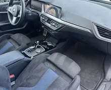 Zunanja slika - BMW Serija 1 - : 118d AVT.MSPORT-PANORAMA-KAMERA-KEYLESS-19COL-HUD - 10 - Predogledna slika