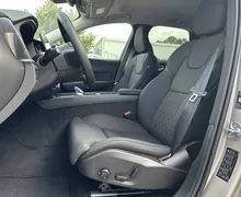 Notranja slika - Volvo XC60 - B5 P AWD Plus Dark Avt. - 10 - Predogledna slika