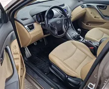 Zunanja slika - Hyundai Elantra - 1.6 CVVT STYLE ZELO LEPO OHRANJENO VOZILO... - 9 - Predogledna slika