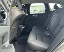 Notranja slika - Volvo XC60 - B5 P AWD Plus Dark Avt. - 11 - Predogledna slika