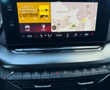 Notranja slika - Škoda Octavia - 1.4 PHEV RS-Head Up-ACC-Mrtvi kot-Matrix-Masaža... - 9 - Predogledna slika
