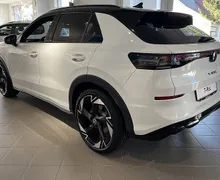 Zunanja slika - VW T-Roc - 1.5 eTSI R-line DSG 110kW   150 KM - 3 - Predogledna slika