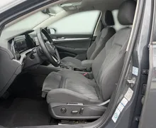 Notranja slika - Volkswagen Golf Variant - 2.0 TDI BMT Life DSG-ACC-LED-Vlečna kljuka-Masaža - 7 - Predogledna slika