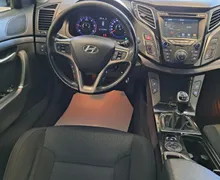 Zunanja slika - Hyundai i40 - 1.7 CRDI 85KW PREMIUM - LED NAVI HITRI KREDIT - - 7 - Predogledna slika