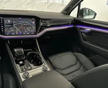Notranja slika - Volkswagen Touareg - V6 TDI R-Line 4M |Pano|Zračno|NightV|4WS|Hlaj|We.. - 12 - Predogledna slika