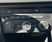 Zunanja slika - Volkswagen T-Roc - 1.6 TDI BMT 2X PDC. NAVI. SAMO 88.645 KM. - 19 - Predogledna slika