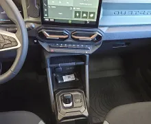 Zunanja slika - Dacia Duster - Extreme hybrid 155 + Paket CITY+Vinjeta - 17 - Predogledna slika
