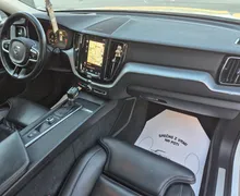 Notranja slika - Volvo XC60 - D5 AWD Inscription Avt. - 8 - Predogledna slika