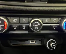Zunanja slika - Alfa Romeo Giulia - AWD 2.2 Multijet 210 Veloce Avt. - 13 - Predogledna slika
