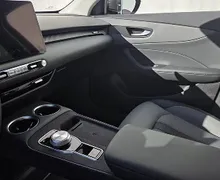 Zunanja slika - MG MGS5 EV - Luxury 64kWh+7 let tovarniške garancije - 10 - Predogledna slika