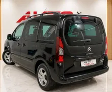 Zunanja slika - Citroën Berlingo - 1.6 HDI-2X-DRSNA VRATA-TEMPOMAT-L9D-PDC-SERVISNA - 5 - Predogledna slika
