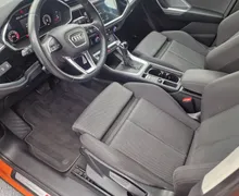 Notranja slika - Audi Q3 - 35 TFSI S tronic S line POLOG 2500 - 11 - Predogledna slika