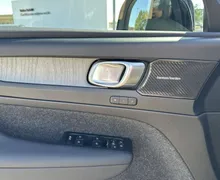 Notranja slika - Volvo XC40 - B4P Ultra Dark Avt. - 13 - Predogledna slika