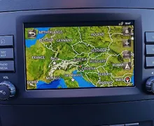Zunanja slika - Mercedes-Benz Vito - 2.0D 8+1-TEMP-2XPDC-NAVI-2X DRSNA VRATA-ANDROID.A - 15 - Predogledna slika
