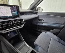 Zunanja slika - Renault 4 E-tech - Techno EV52+Iconic polepitev - 11 - Predogledna slika