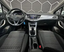 Notranja slika - Opel Astra - Sports Tourer 1.6 CDTI VELIKA NAVI+KAMERA+GR.SED.. - 8 - Predogledna slika