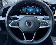 Notranja slika - Volkswagen Golf - 2.0 TDI BMT Life DSG-LED-ACC-PDC-Vzv.kamera-Masaža - 8 - Predogledna slika
