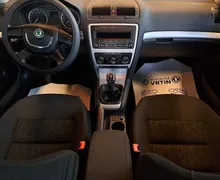 Zunanja slika - Škoda Octavia - Combi 1.6 CR TDI DPF Active - 7 - Predogledna slika
