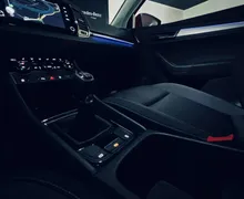 Zunanja slika - Škoda Karoq - TOUR-1.0 TSI 81kW-LED-ALU-KLJUKA-GRETJE VOLANA... - 10 - Predogledna slika
