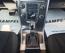 Zunanja slika - Volvo XC60 - D3 AUTO - VLEČNA KLJUKA - TEMPOMAT - GRETI SEDEŽI - 13 - Predogledna slika