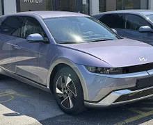 Zunanja slika - Hyundai Ioniq 5 - °°NA ZALOGI°°Premium 84kWh°°topl.črp°°el.kljuke - 4 - Predogledna slika