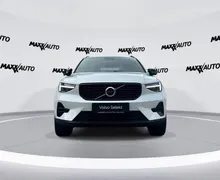 Zunanja slika - Volvo XC40 - B3 P Plus Dark Avt. - 2 - Predogledna slika