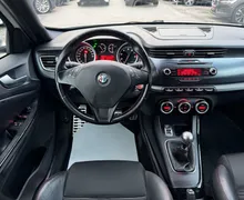 Zunanja slika - Alfa Romeo Giulietta - 1.4 TB 16v Distinctive Sport 3 SLO.VOZILO LED A17 - 20 - Predogledna slika