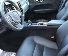 Zunanja slika - Volvo XC60 - B4D AUT Momentum -VIRTUAL-LED-KAMERA-NAVI-MEMORY - 12 - Predogledna slika