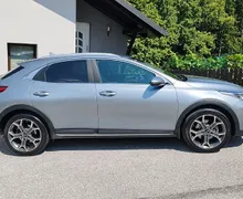 Zunanja slika - KIA XCeed - 1.4 t-gdi SAMO 52.565 KM - ODLIČNO OHRANJEN - 2 - Predogledna slika