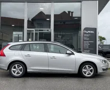 Zunanja slika - Volvo V60 - TEMPOMAT-VELIKI SERVIS-MULTIFUNKCIJA-AVT.KLIMA - 3 - Predogledna slika