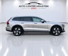 Zunanja slika - Volvo V60 Cross Country - B4D AWD od 1 lastnika 1 letna garancija odličen - 6 - Predogledna slika