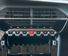 Zunanja slika - Peugeot 2008 - 1.2 PureTech 130 S S Allure Avt. ACC.LED.VZR.KAM - 19 - Predogledna slika