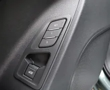 Zunanja slika - Audi Q3 - TFSI S tronic 110kW - 14 - Predogledna slika