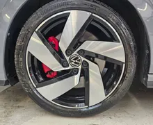 Notranja slika - Volkswagen Golf - 2.0 TSI GTI DSG SUPER PONUDBA - 11 - Predogledna slika
