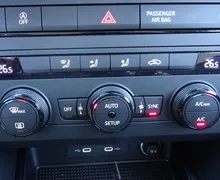 Zunanja slika - Seat Ateca - 1.0 TSI  HOLA 116KM - CELOETNE PNEVMATIKE - - 16 - Predogledna slika