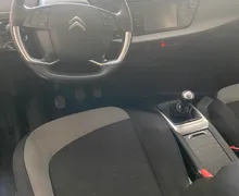 Notranja slika - Citroën C4 - Picasso 1,6 HDi Attraction - 6 - Predogledna slika