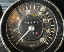 Zunanja slika - Mercedes-Benz E-Razred - 115 200D - KOT NOV - VOZILO V PRVI BARVI - 17 - Predogledna slika