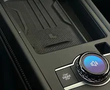 Zunanja slika - Volkswagen T-Roc - 1.5 eTSI R-Line DSG - SLO - 11 - Predogledna slika