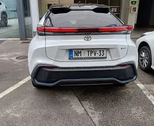 Zunanja slika - Toyota C-HR - 1.8 hibrid  HEV  C-OOL - 2 - Predogledna slika