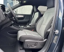 Notranja slika - Volvo XC40 - B3 P Plus Dark Avt. - 10 - Predogledna slika